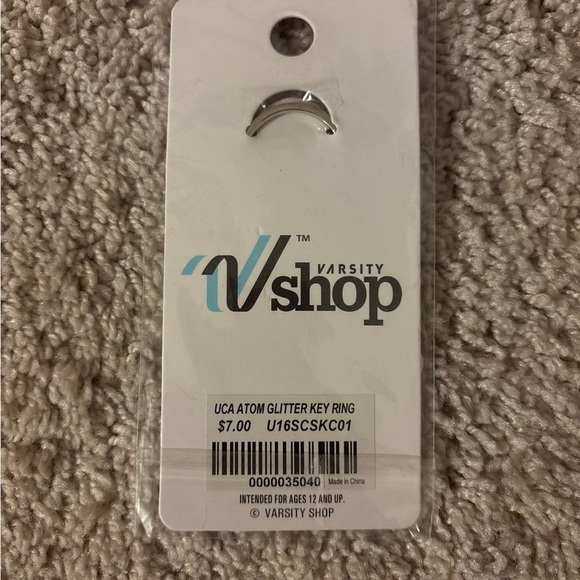 UCA cheer Key Ring with Silver Chain - Picture 2 of 3